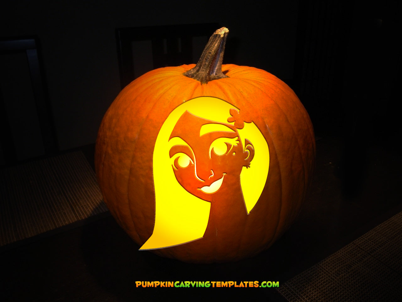 CARTOON WOMAN SPANISH PUMPKIN CARVING TEMPLATE DIGITAL STENCIL DOWNLOAD